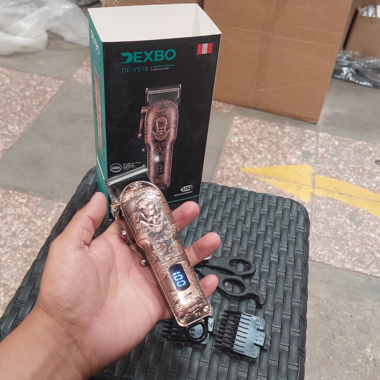 Patillera recargable  con indicador de bateria Cod:4432 Driver :01