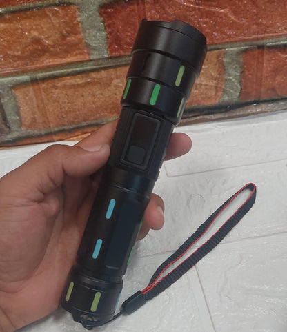 Linterna recargable  largo alcance Cod:4404 Driver:01