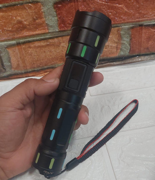 Linterna recargable  largo alcance Cod:4404 Driver:01
