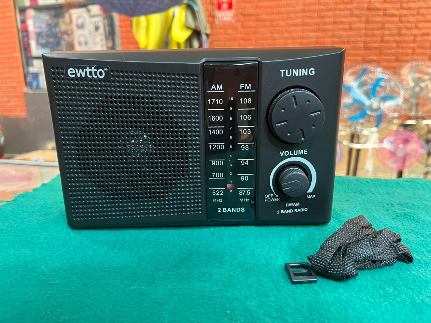 Radio Am / Fm  solo a pilas Cod:1358 driver:03