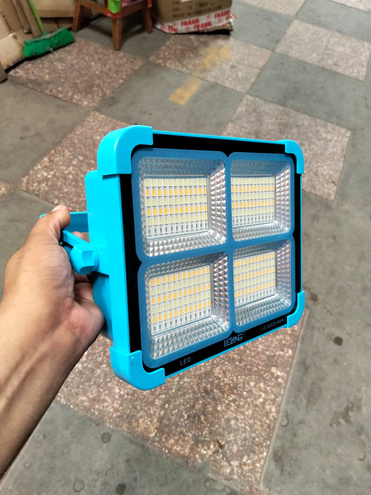 Reflector 600W solar  portable Cod:1361 driver :01