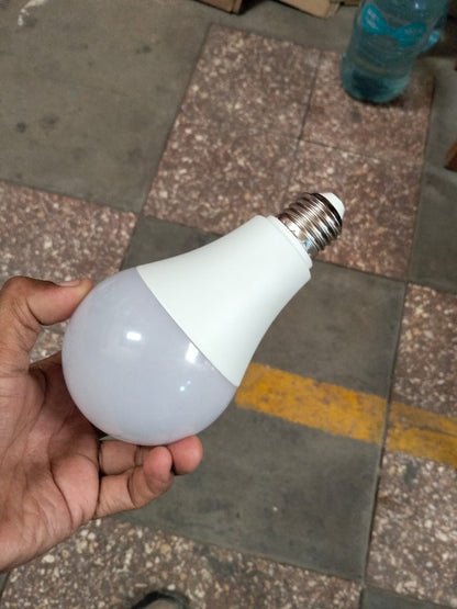 Foco led 17W con sensor de  movimiento  Cod:1370 driver :03