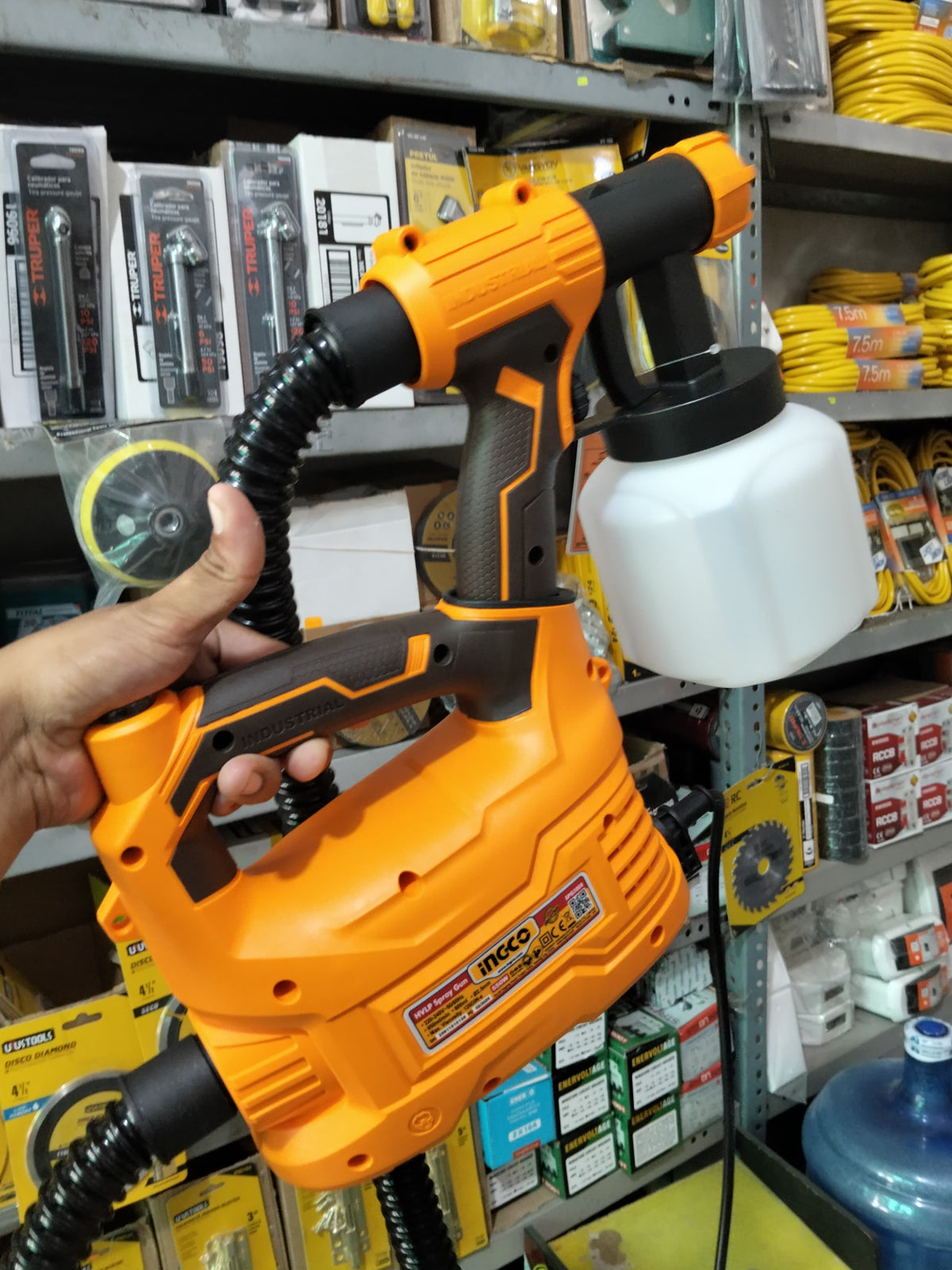 Pulverizador profesional para pintar Cod:3052 driver:04