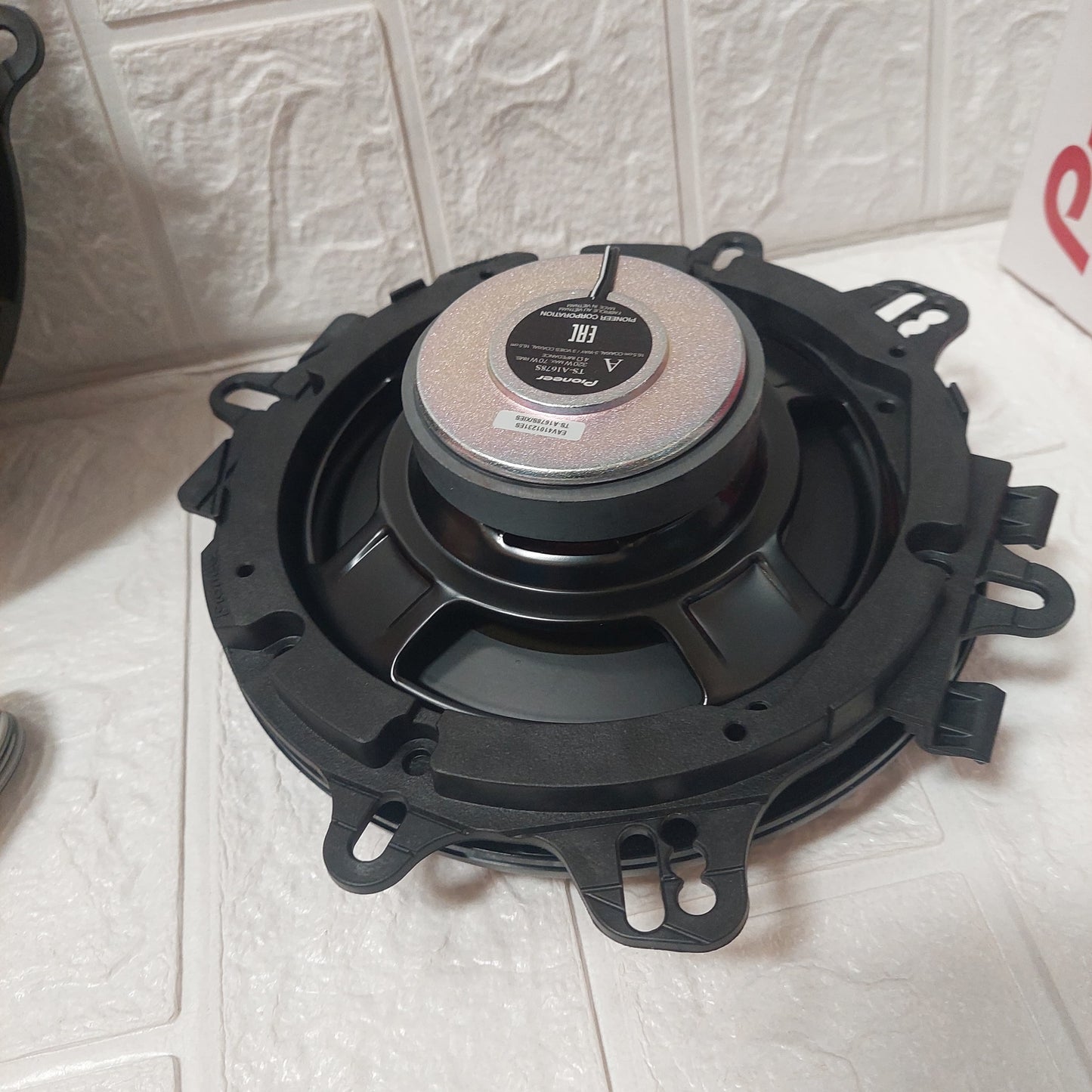PARLANTES  TS-A1678S 320WATTS Cod:1134 driver :3