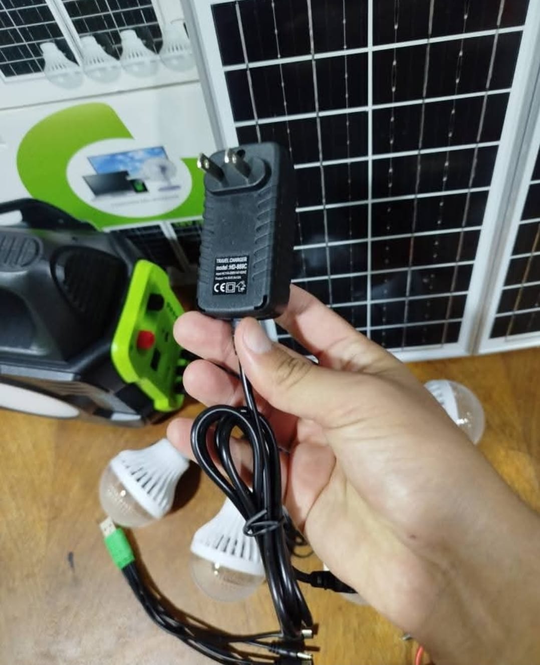 Kit solar portatil con panel solar COD:3153 COD:02