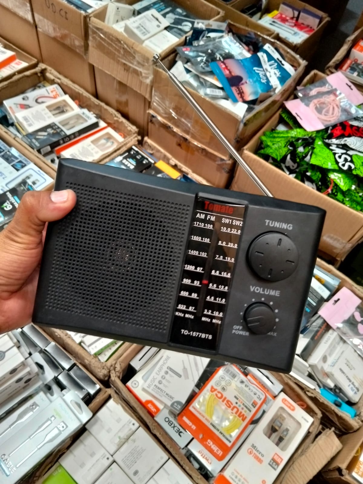 Radio Am/FM recargable/ electricidad y a Pilas Cod:1362 driver:01