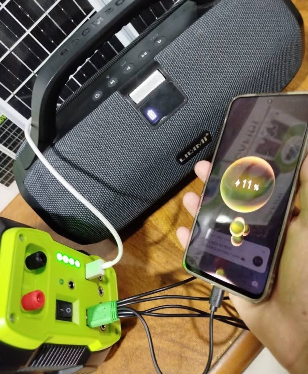 Kit solar portatil con panel solar COD:3153 COD:02