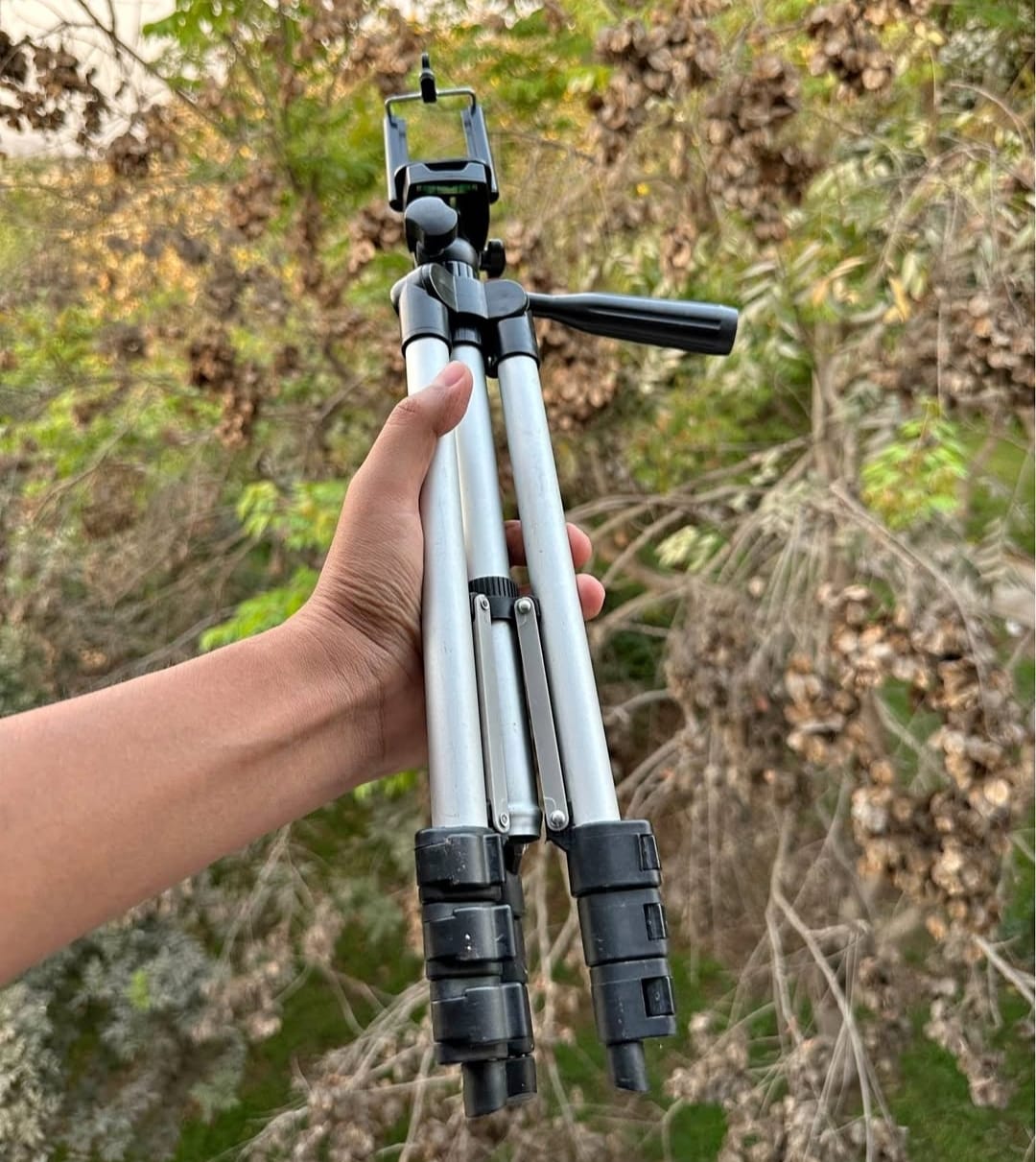 Tripode 70 cm  para celular Cod:6057 driver :01