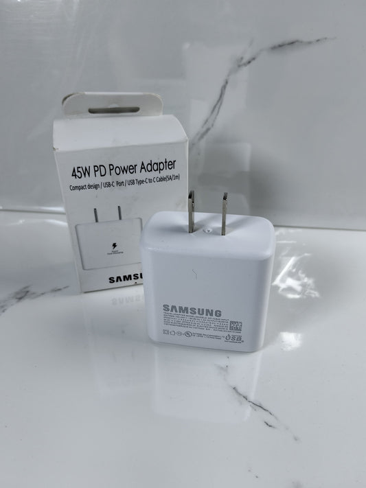 Cubo tipo C 45W Cod:1239 driver :01