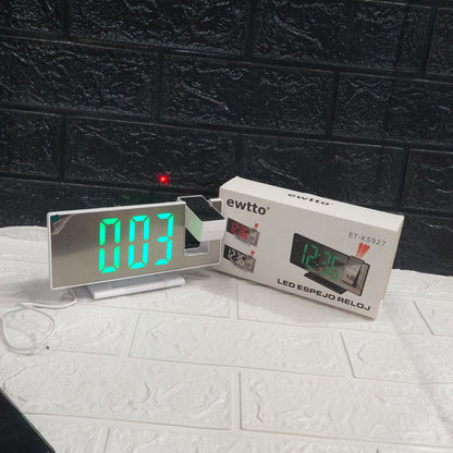 Reloj digital con proyector Cod:3286 Driver:01
