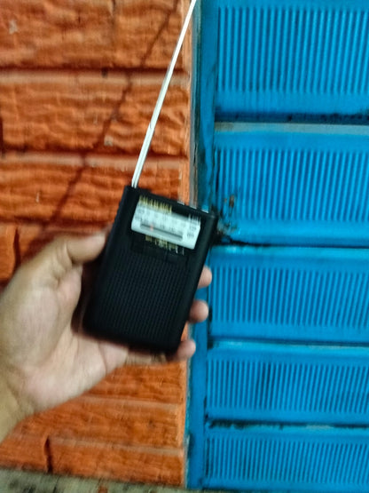 radio pequeño Fm/Am bluetooth recargable y a pilas Cod:1390 driver:03
