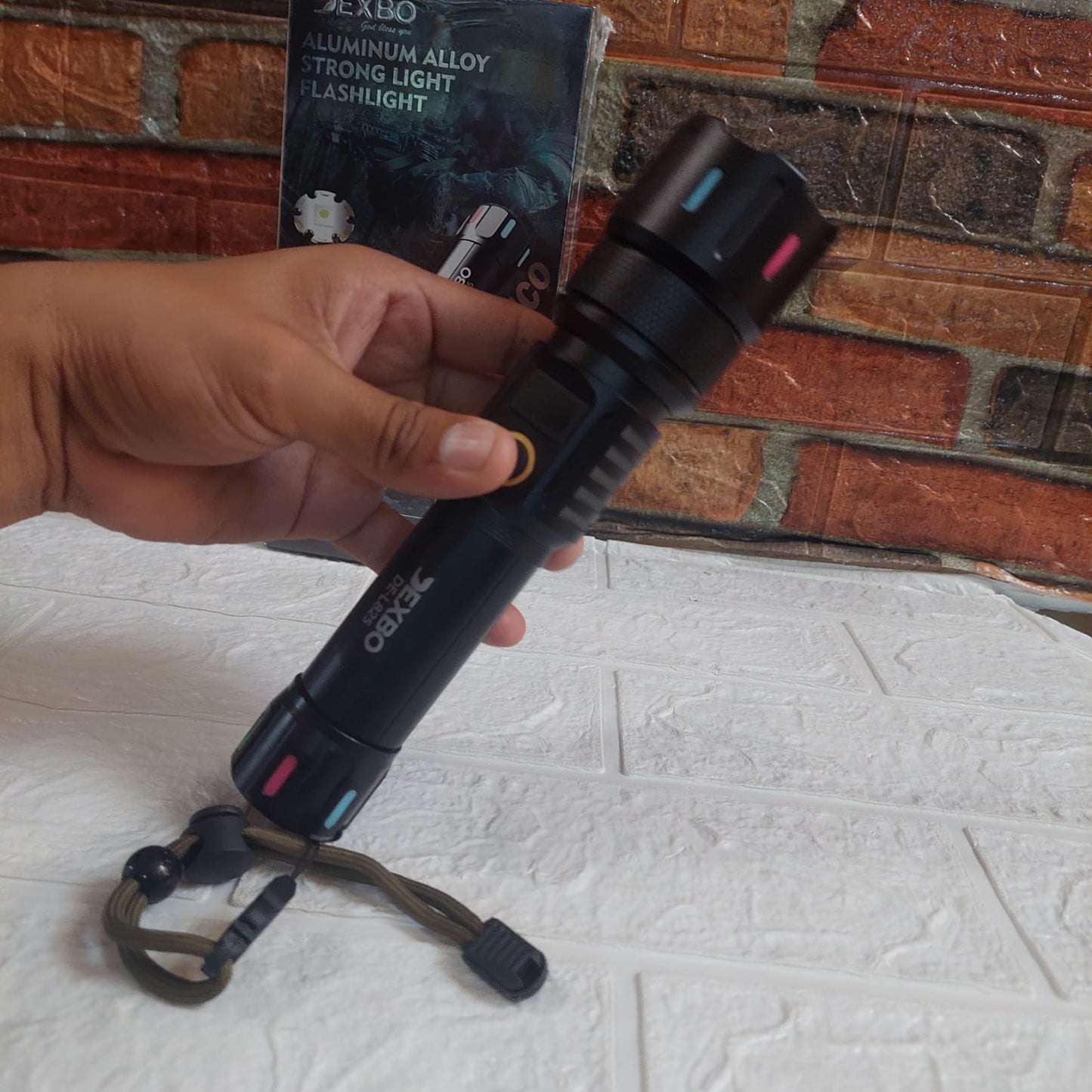 linterna recargable largo alcance  60W Cod:5004 Driver 03