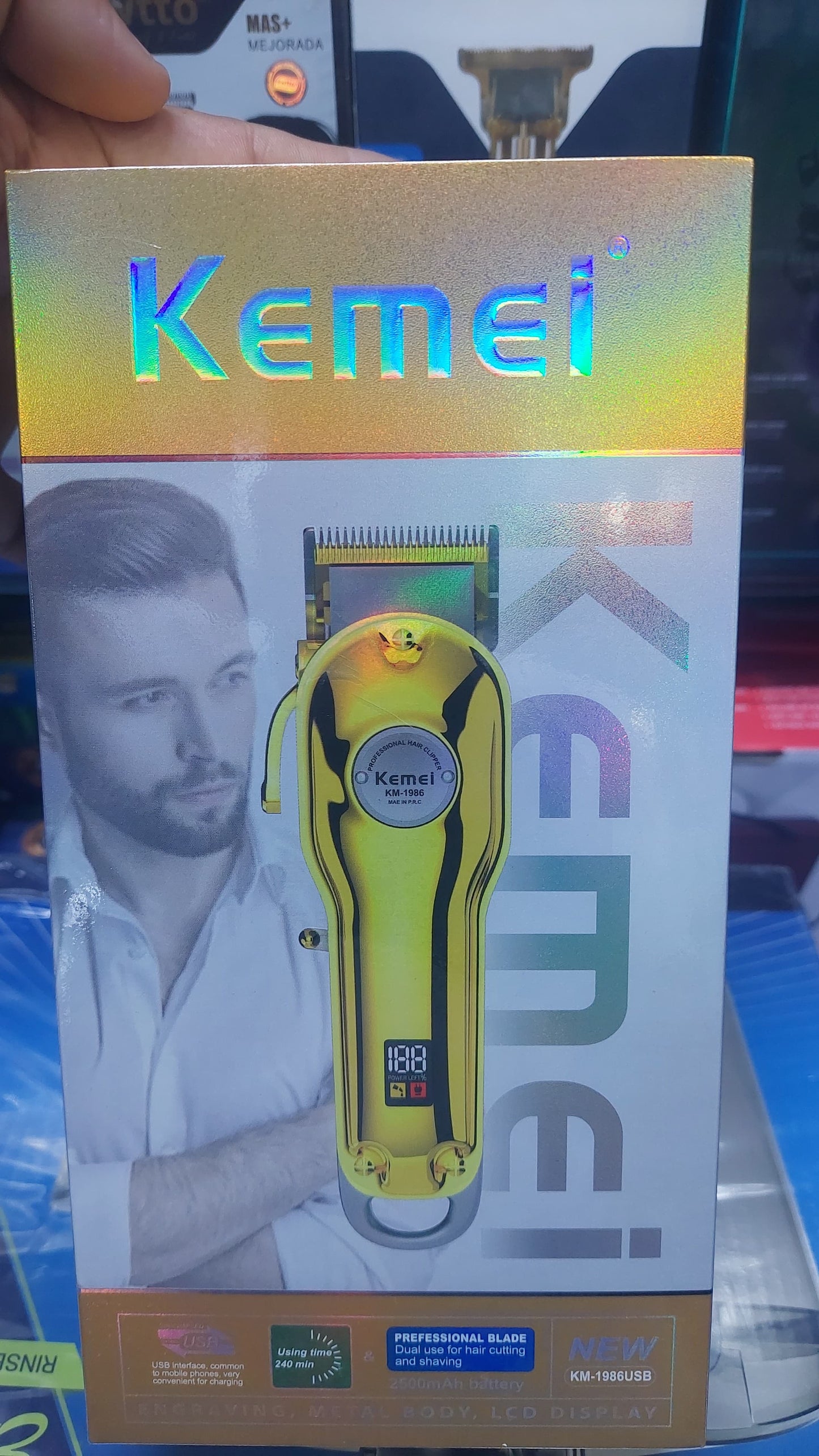 Maquina profesional Inalambrica cortar cabello Km1986 Cod:3341 Driver 02