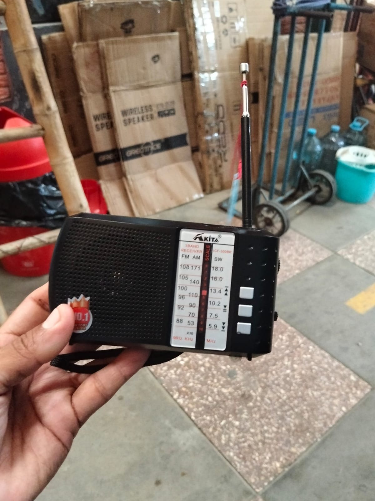 Radio Fm /Am recargable  y a Pilaa Cod:1401 driver:03