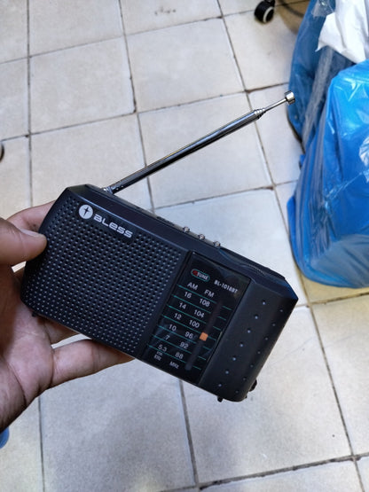 Radio FM/AM RECARGABLE COD:3074 driver:02