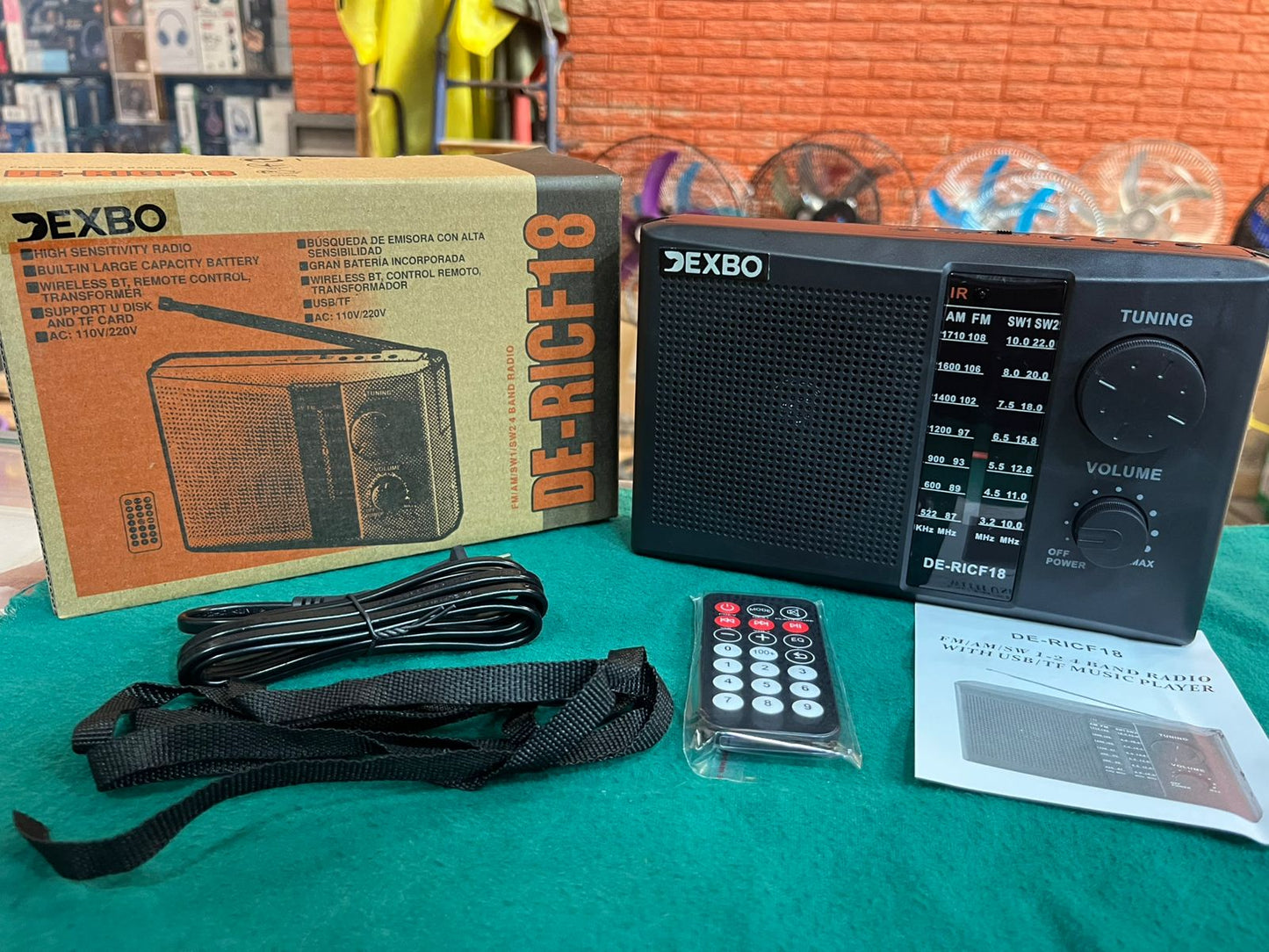 Radio Am / Fm a  pilas y a corriente Cod:1357