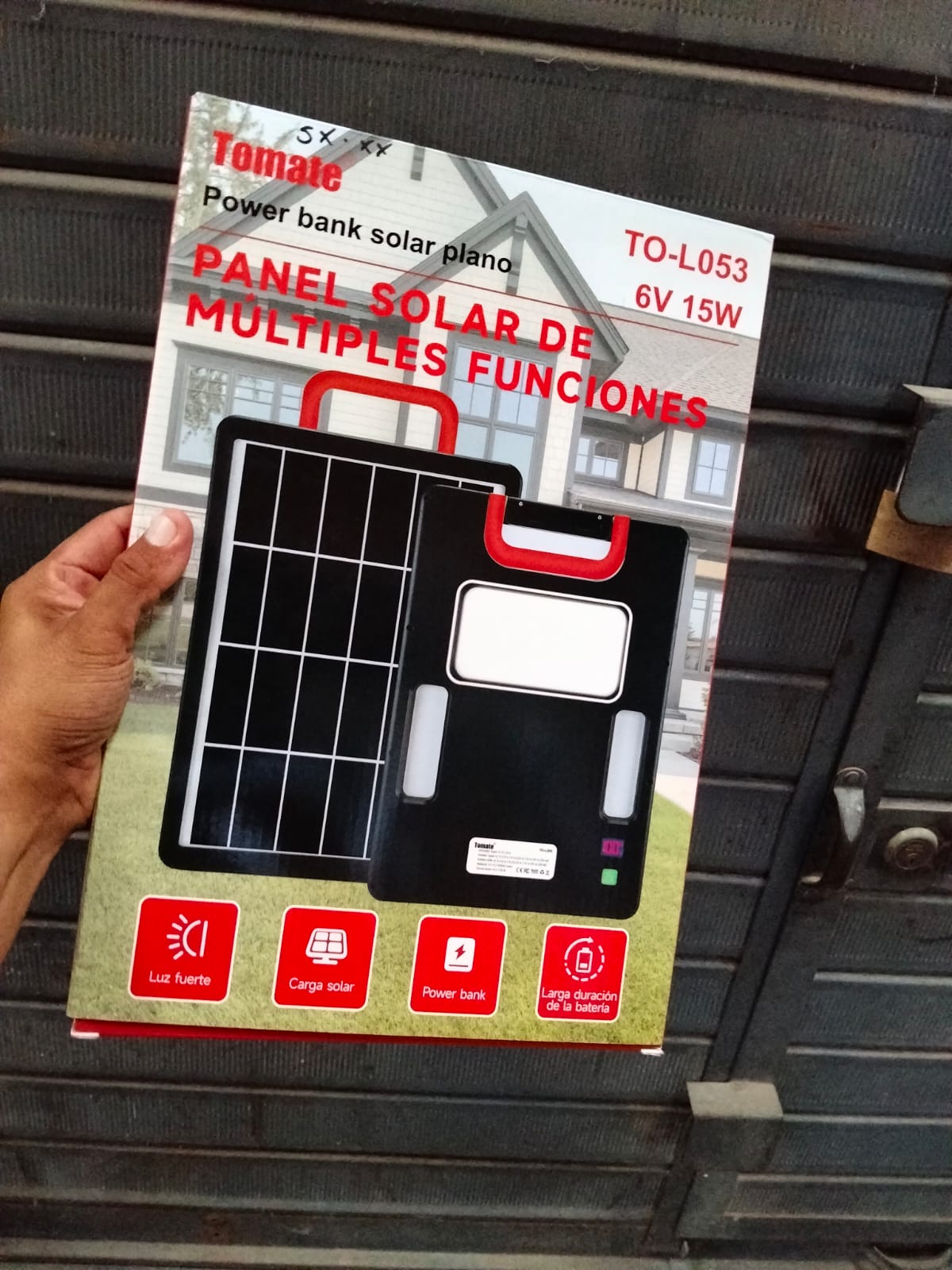 Reflector solar 15W con batería  para cargar celulares Cod:1407 driver:01