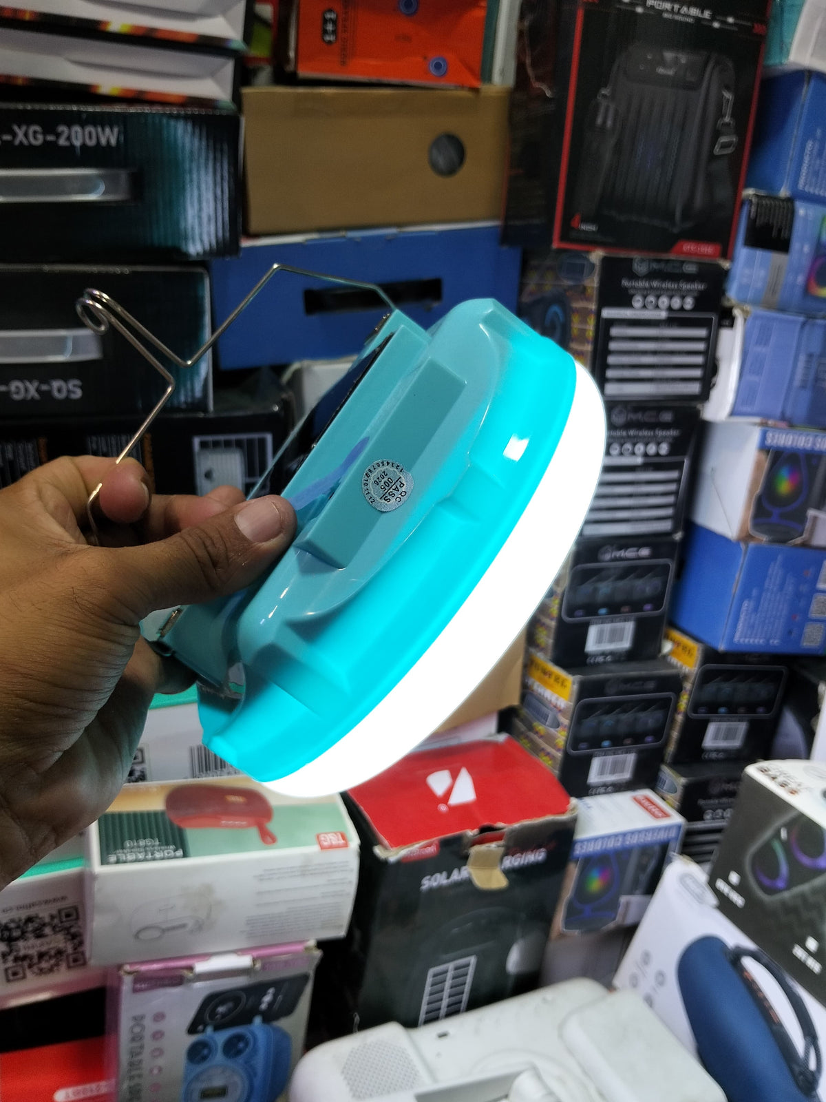 Foco recargable 60w solar Cod : 5098 driver:02