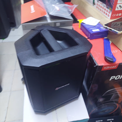 Parlante Bluetooth y a corriente con microfono Cod:7001 driver:02