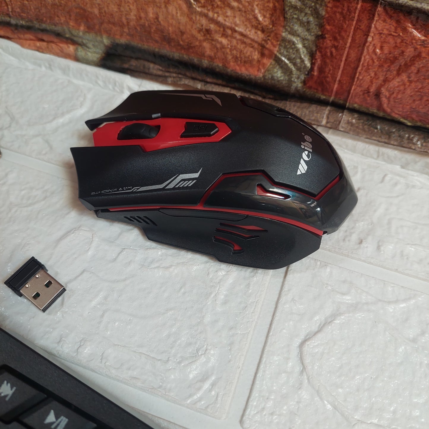 Teclado  Inalambric para Juegos + Mouse  Inalambrico  Negro Cod:3330 Driver :03