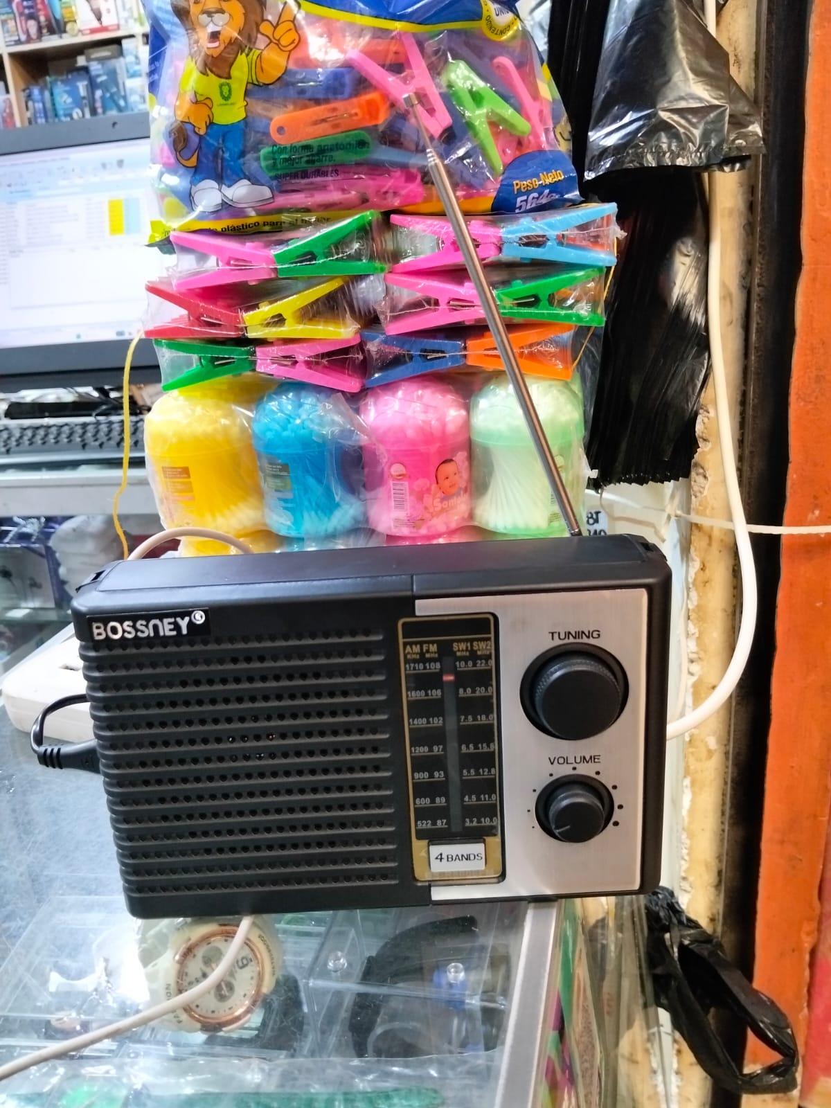 Radio FM solo a Pilas y electricidad Cod:1383
