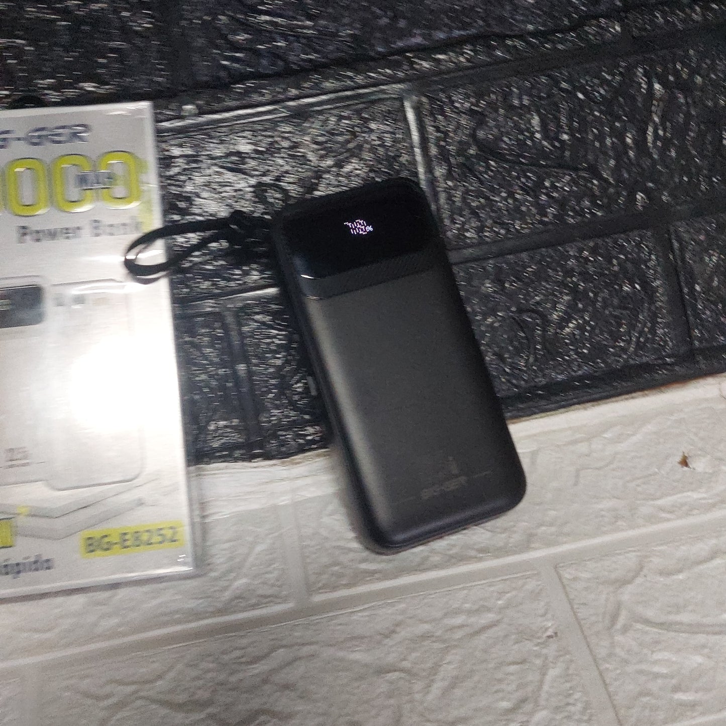 Bateria portatil 30000mah Cod:6005 driver:01