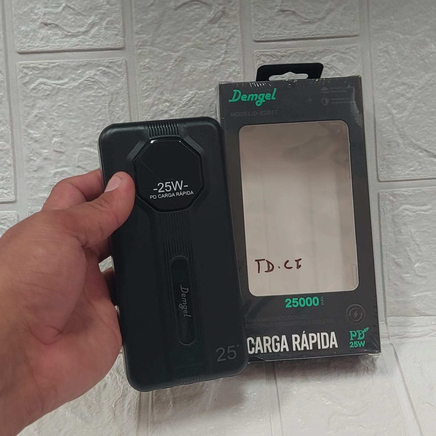 Bateria portatil 25000mah Cod:3399 Driver:02,01