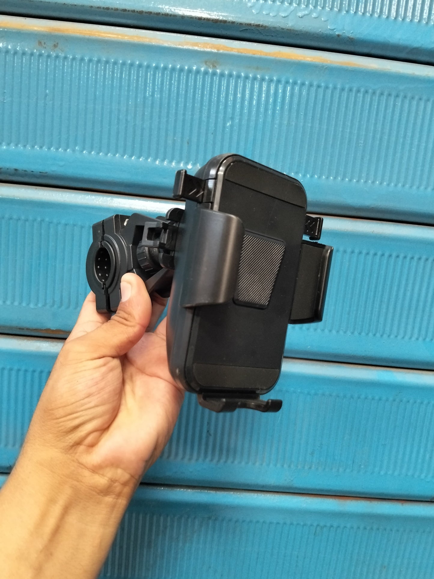 Soporte de celular para moto con parlante cod:1441 driver:01