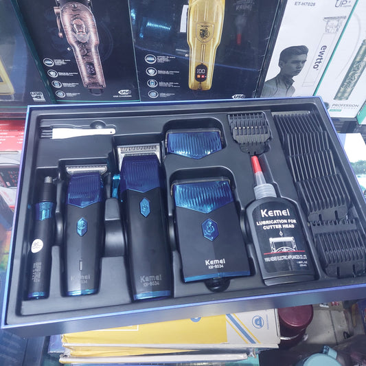 Maquina Cortar Pelo 4  en 1 
Kit Combo Barbero Kemei Cod:3340 Driver :02