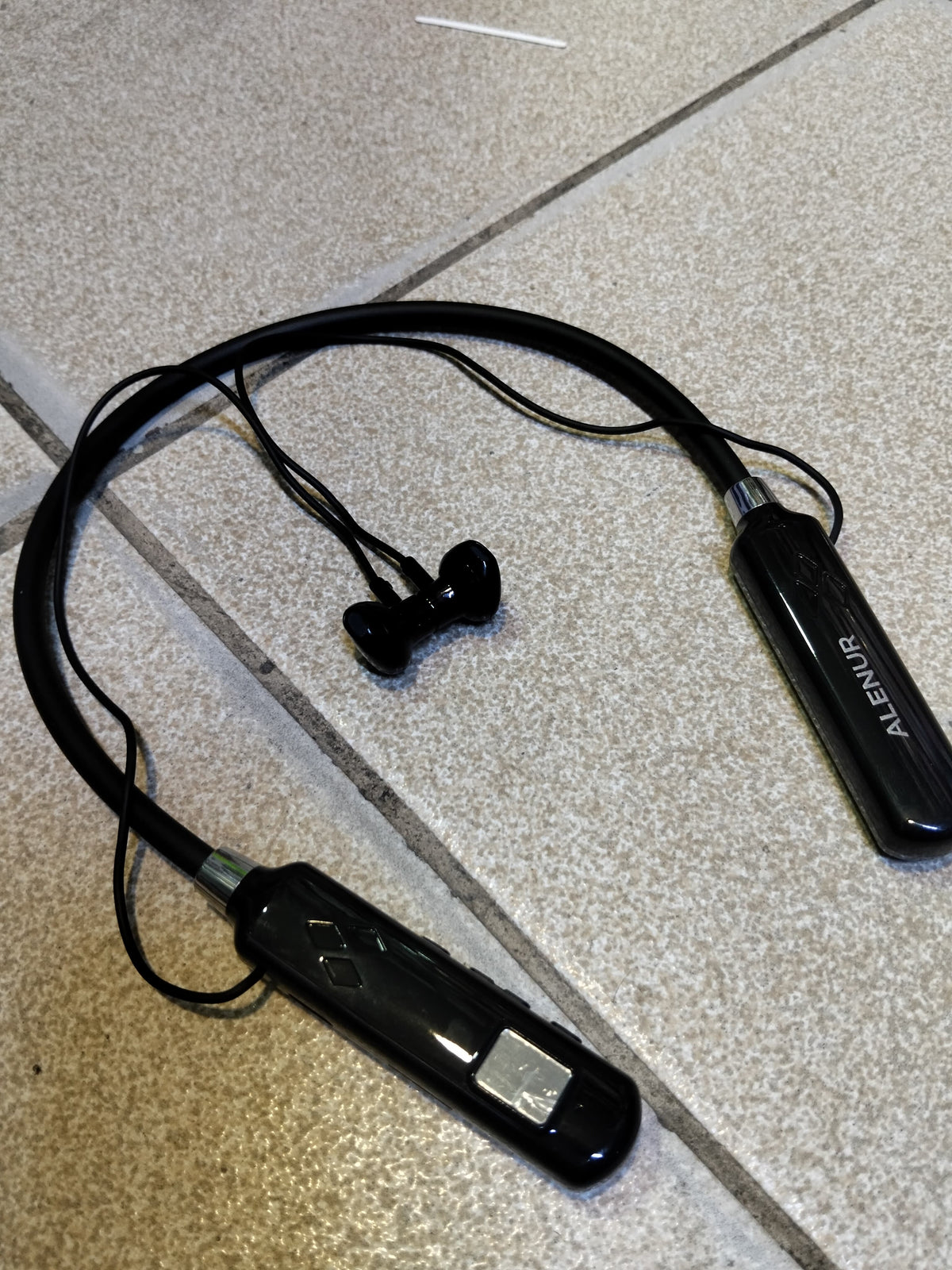 Audífonos Bluetooth para cuello Cod:3044 driver:02
