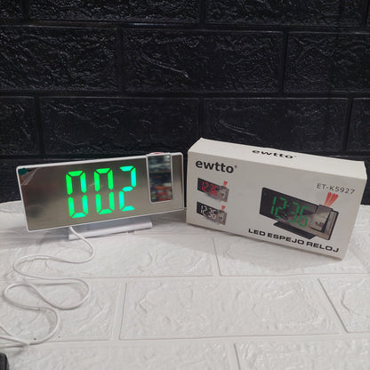 Reloj digital con proyector Cod:3286 Driver:01