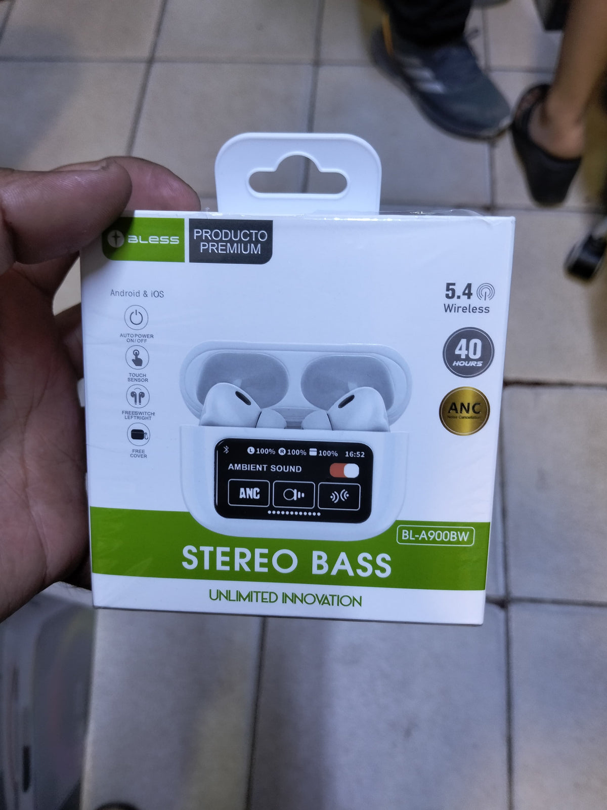 Audifonos bluetooth con pantalla tactil  Cod:3020 driver:02