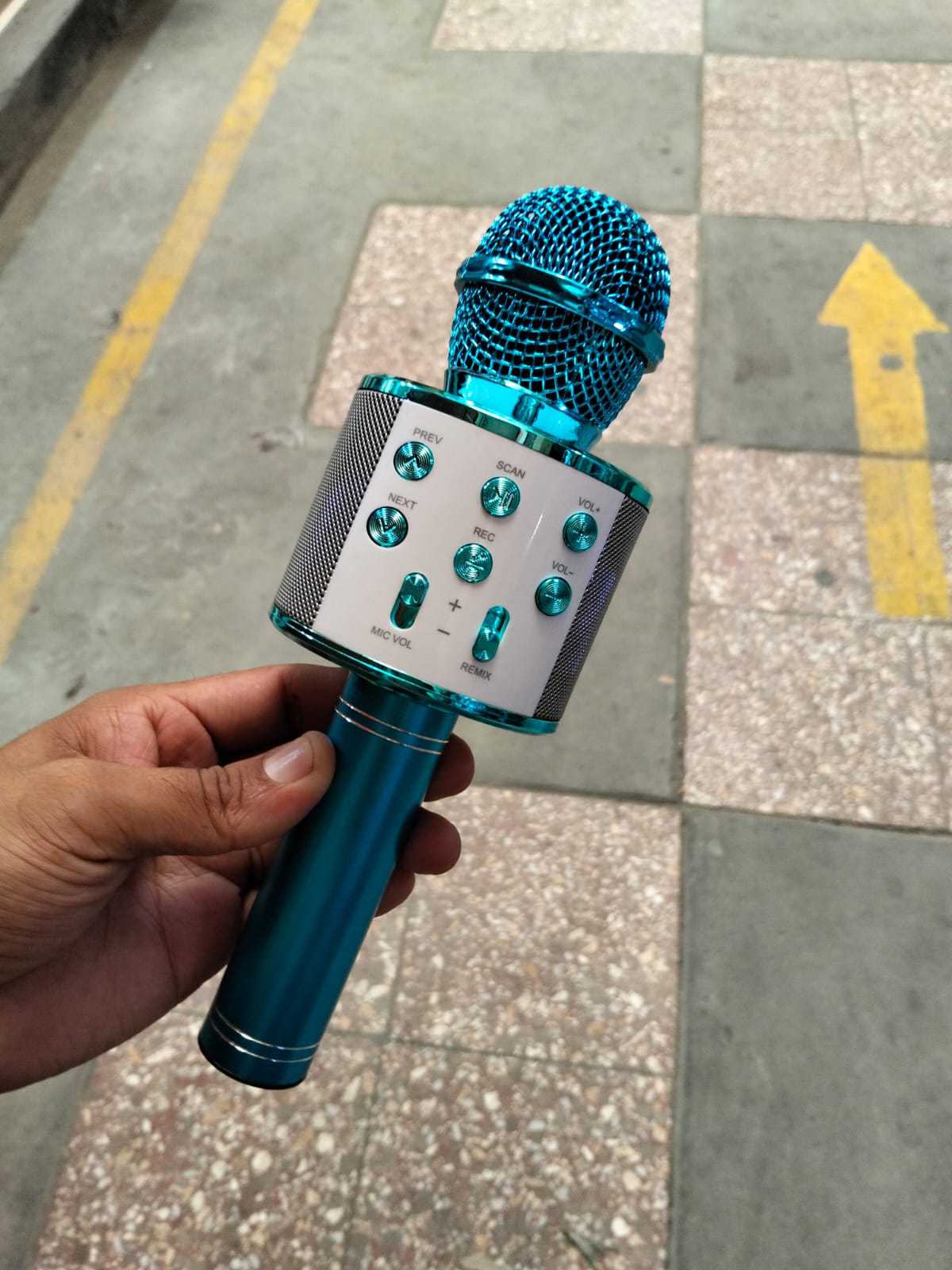 microfono karaoke Cod:1464 driver :03