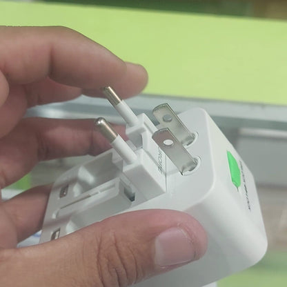 Adaptador enchufe universal Cod:6047 driver:05