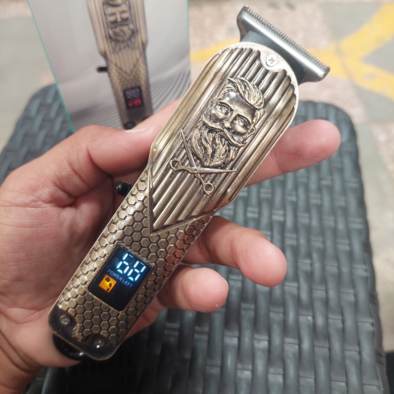 Patillera  recargable  Cod:4430 Driver:01