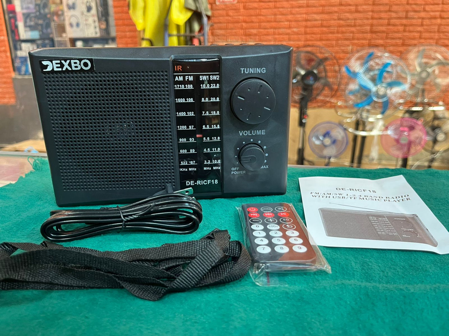 Radio Am / Fm a  pilas y a corriente Cod:1357