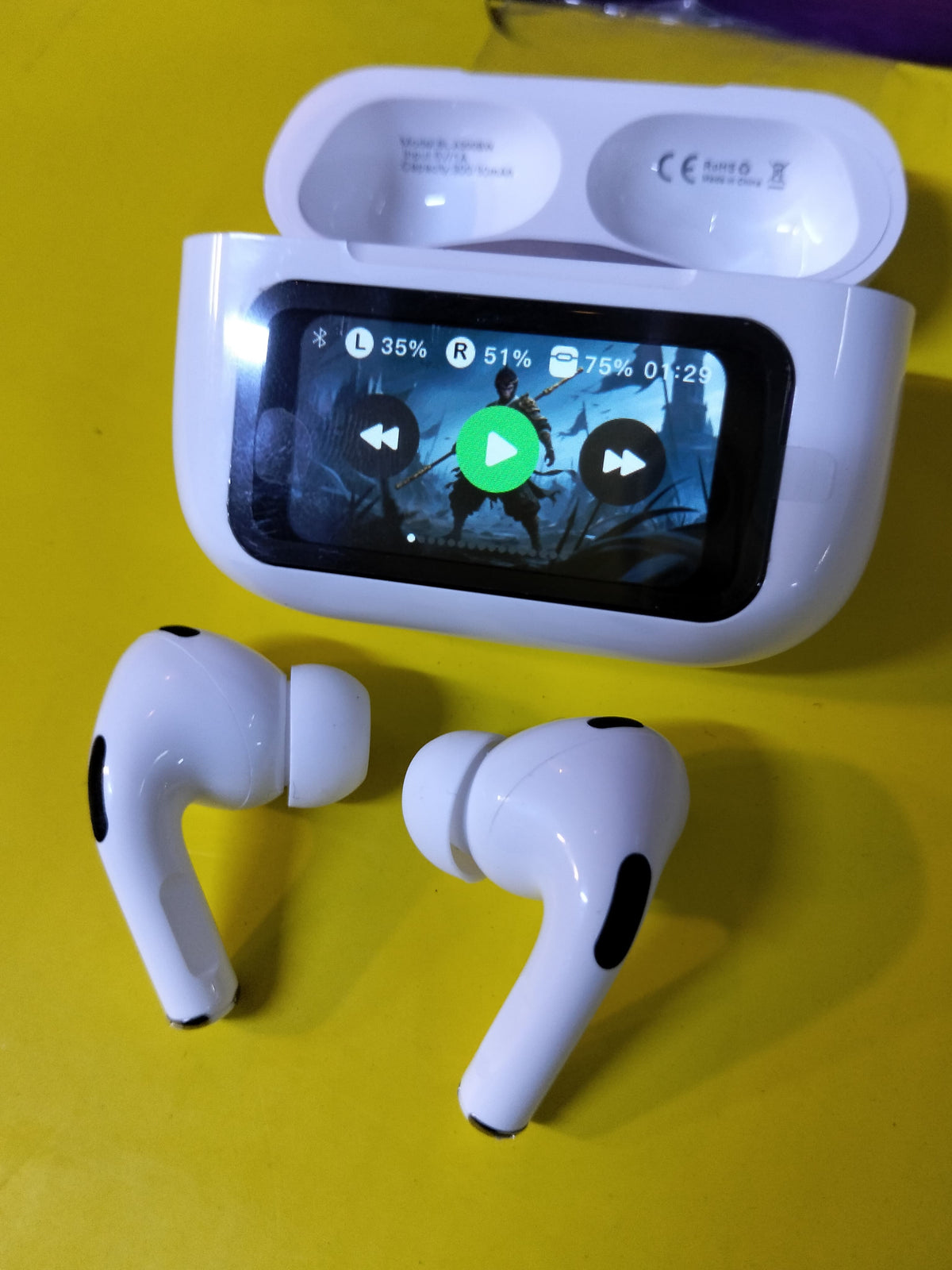 Audifonos bluetooth con pantalla tactil  Cod:3020 driver:02