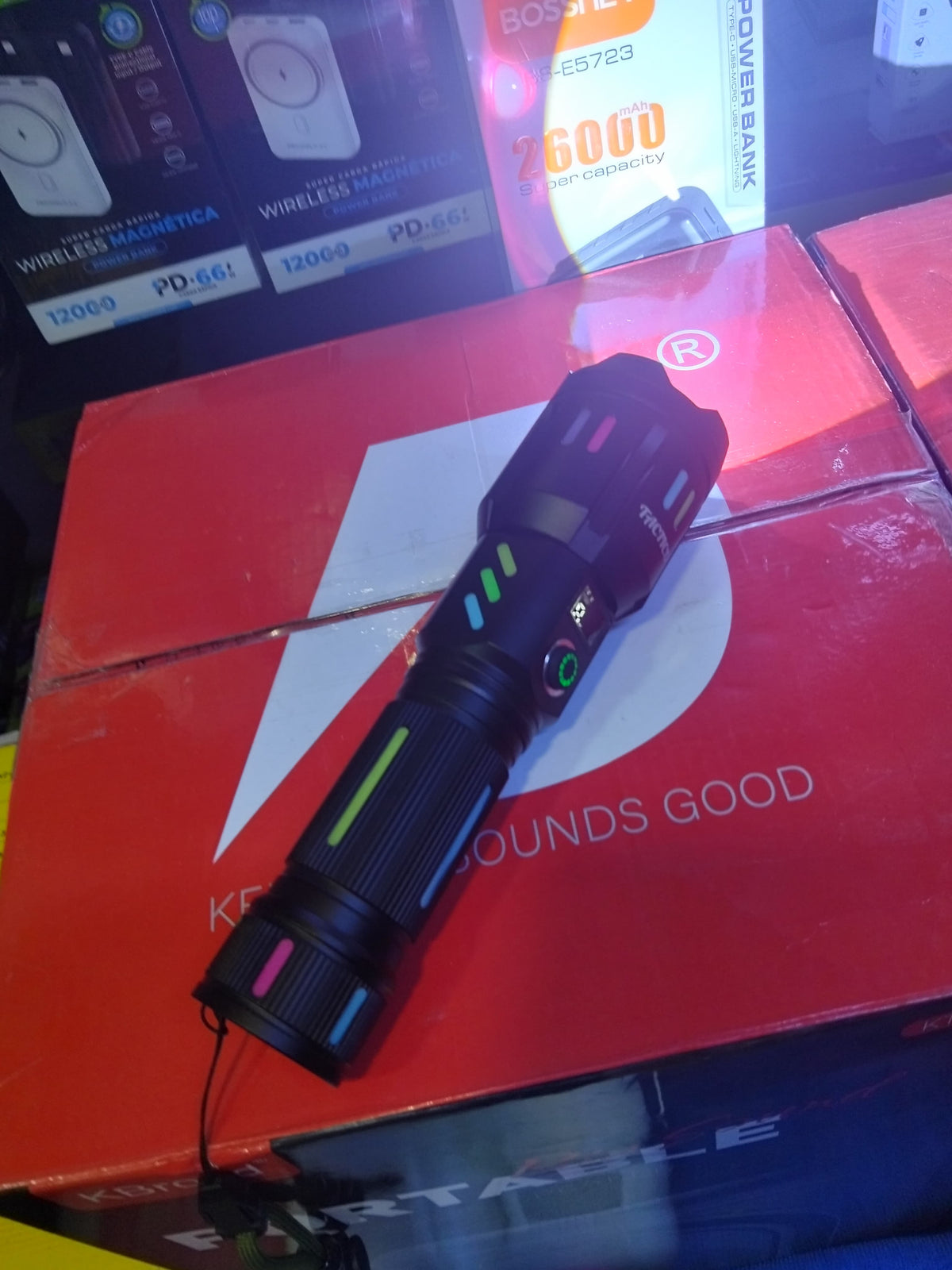 Linterna tactica largo alcance Cod:3080 driver:02