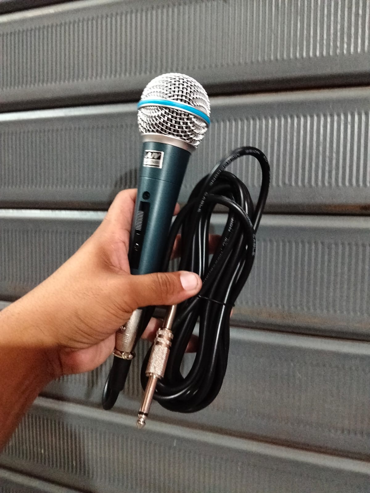 Microfono de cable  AJV COd:1258 driver:03