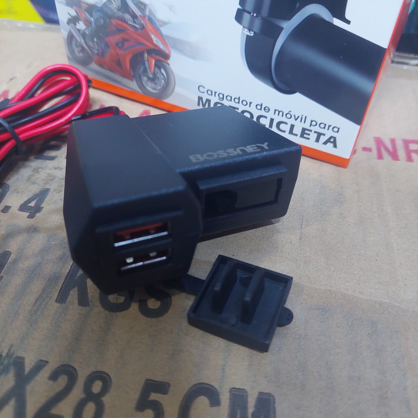 Cargador para moto 8.1A Cod:6021 driver :02