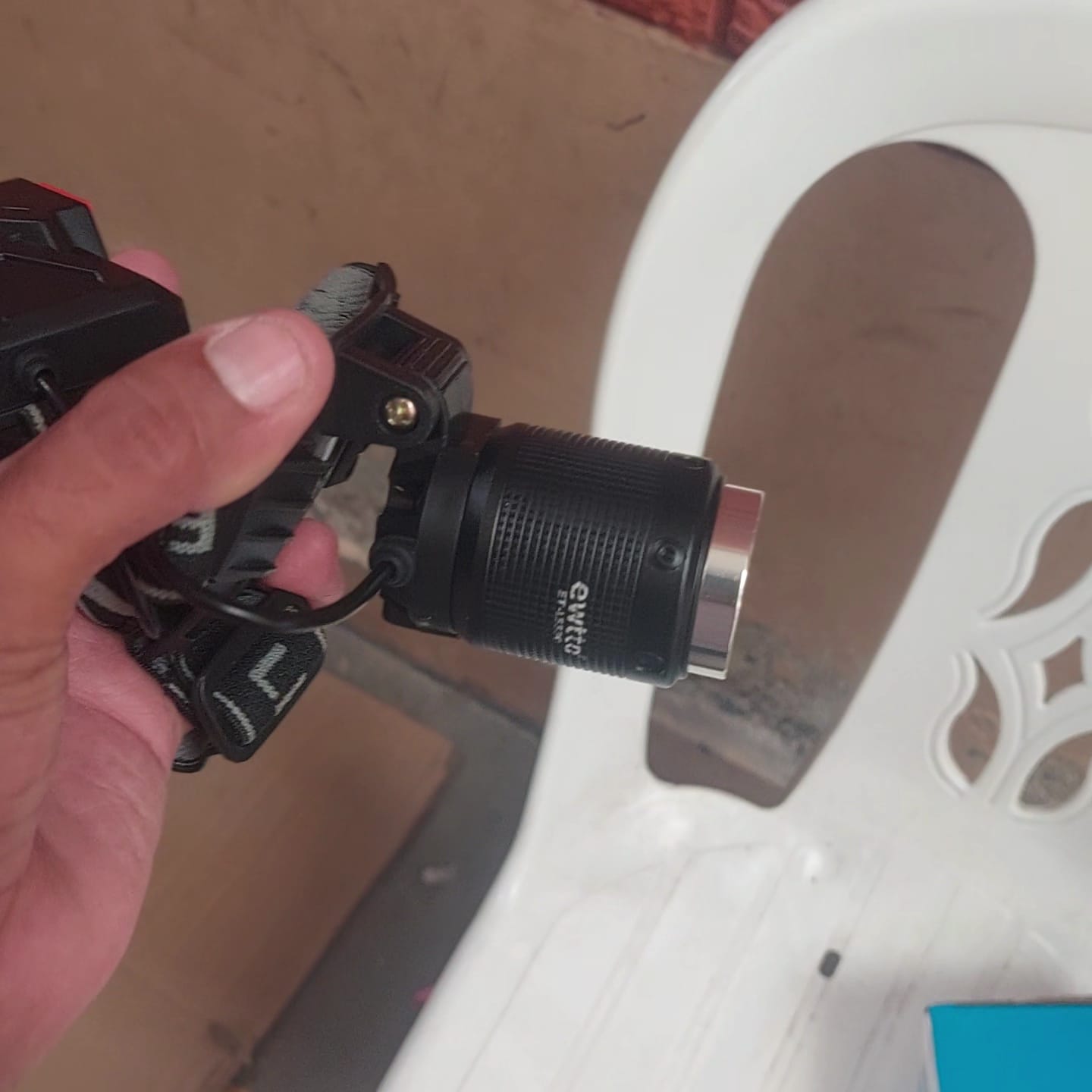 Linterna recargable 30W  Cod:6065 driver :03