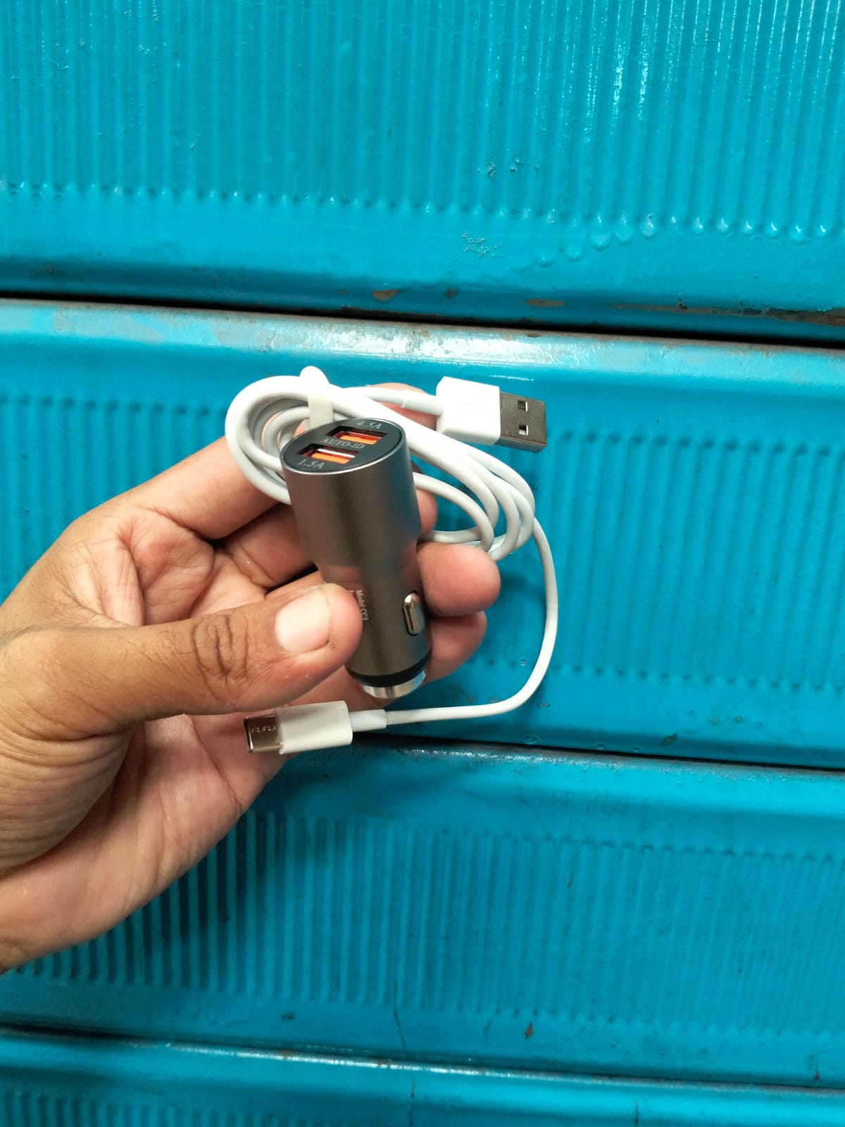 cigarrera cargador para celular carro 30W Cod:1300 driver:01