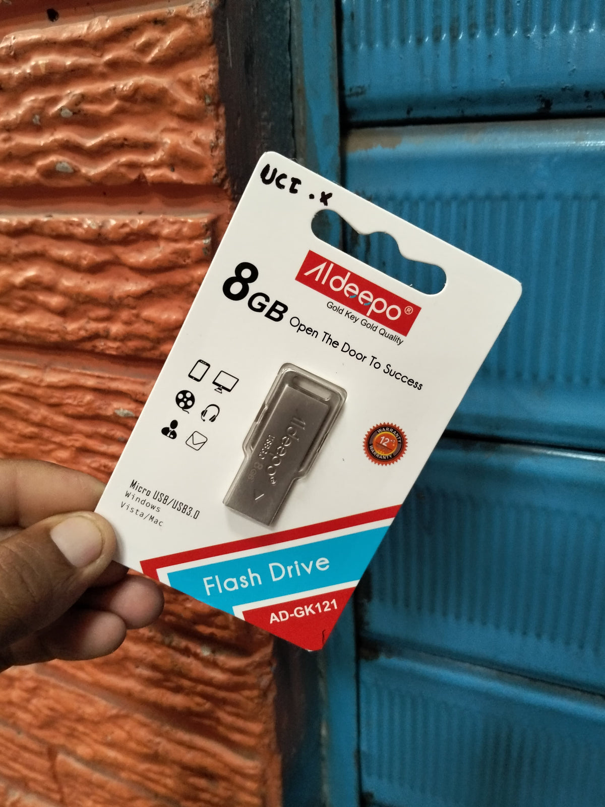 Memoria USB 8GB COD:3005 driver:01