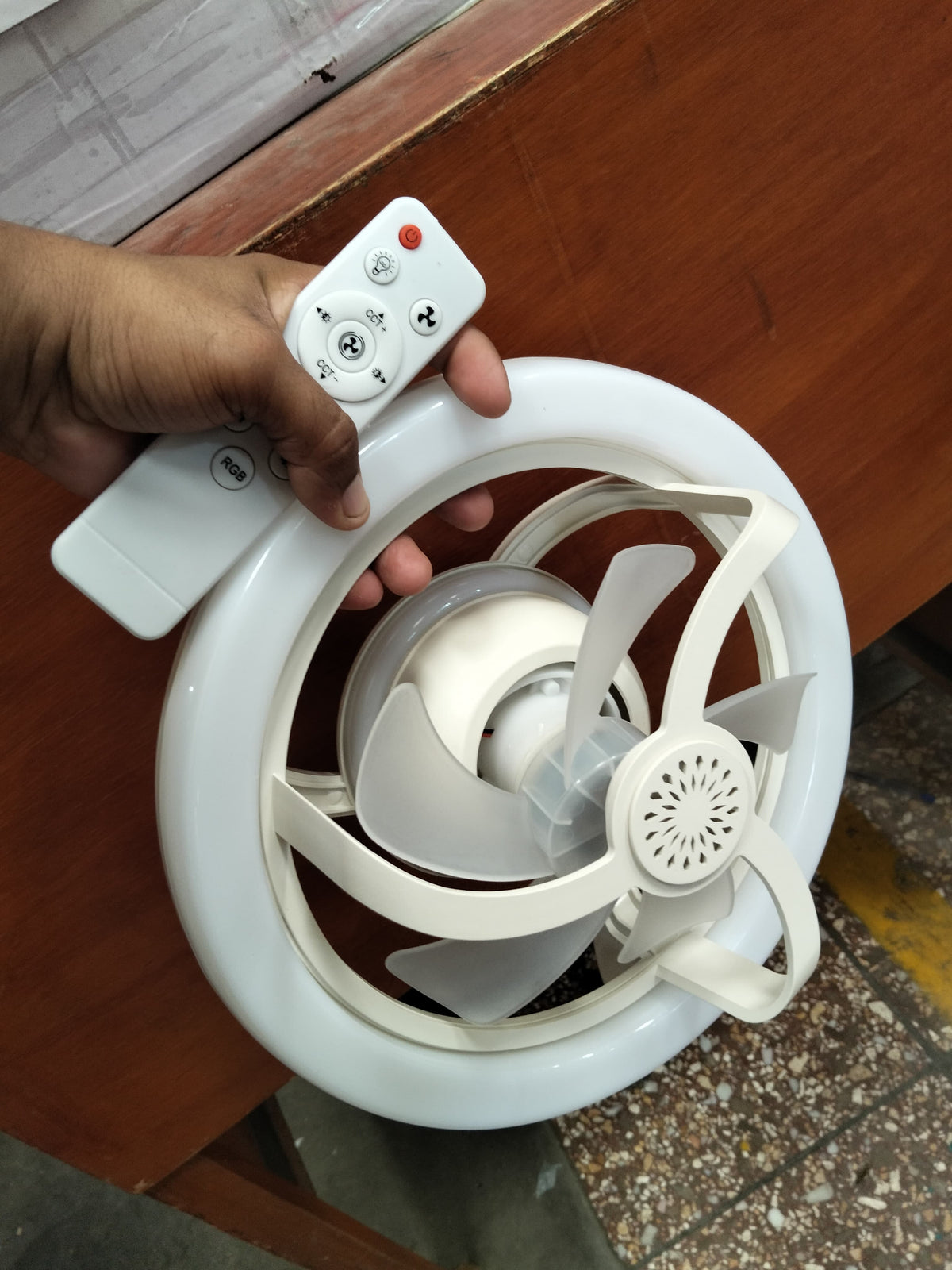 Foco ventilador 100W  Cod:3016 driver :01