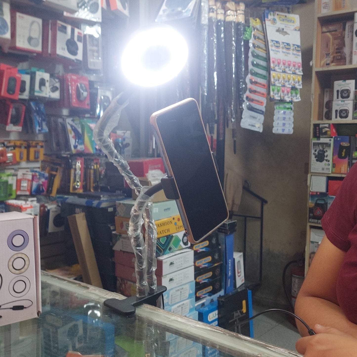 Aro de Luz LED para Mesa con Soporte para Celular Cod:3356 Driver :03.