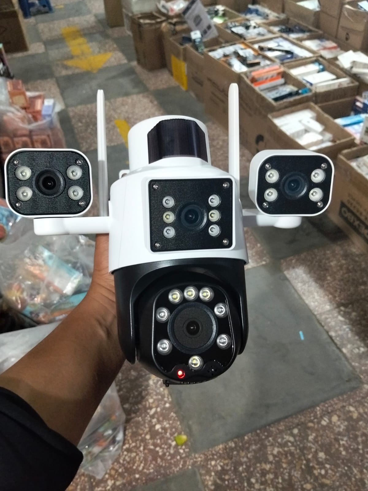 Camara de seguridad 4 lentes full HD Cod:1404 driver:01