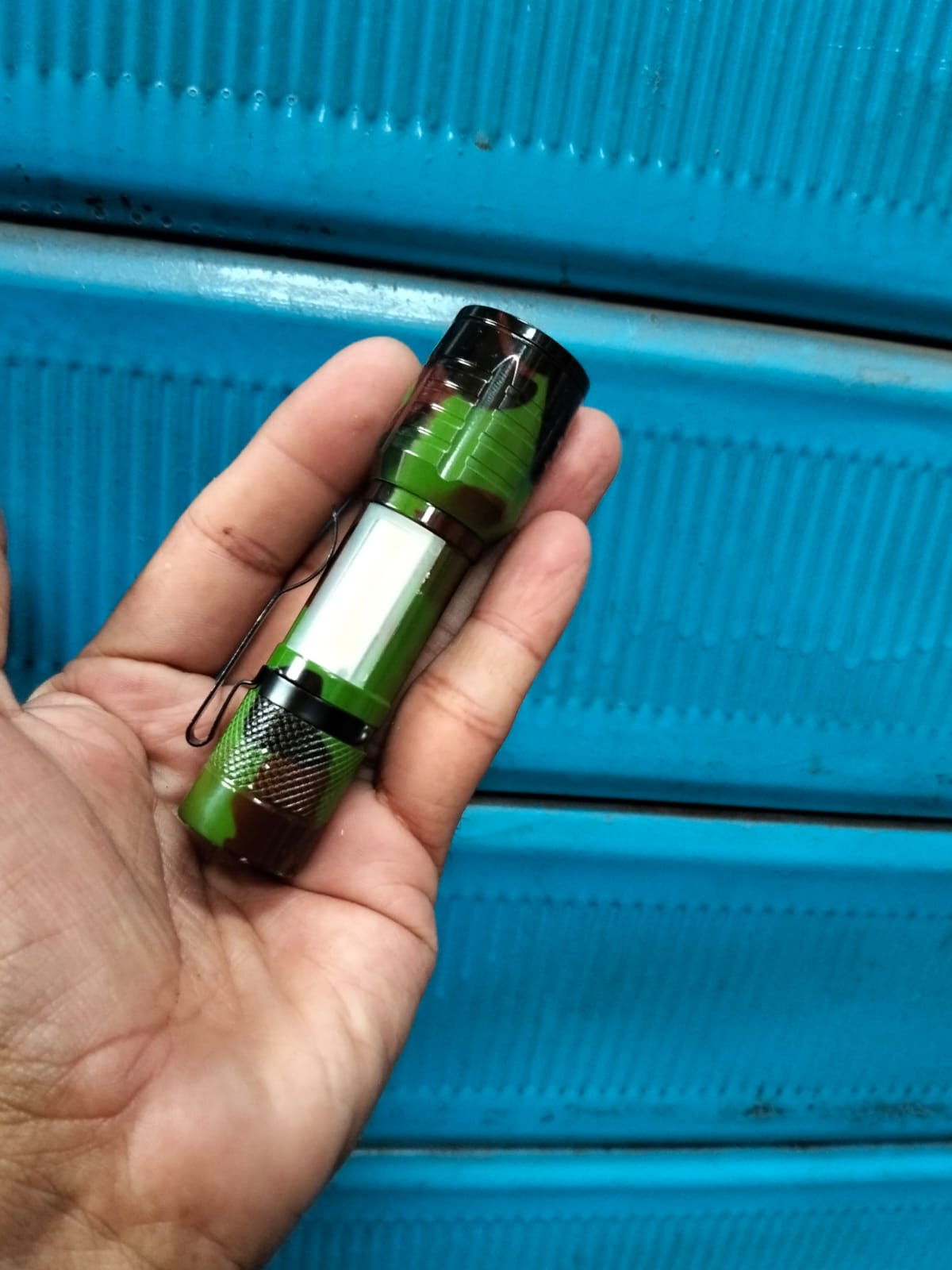 mini linterna recargable con zoom Cod:1275 driver :01