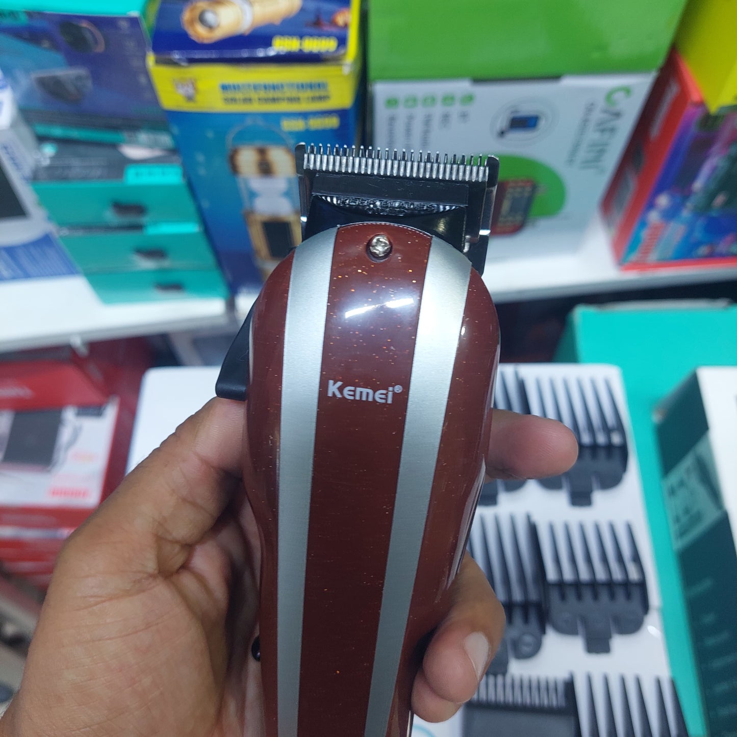 Maquina de cortar cabello electrica Kemei  Cod:3355 Driver :02