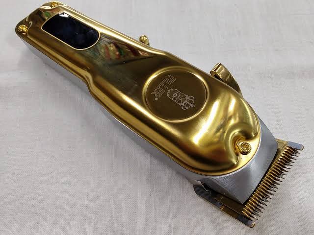 Maquina de cortar cabello Inalambrica Cod:3240 Driver :02