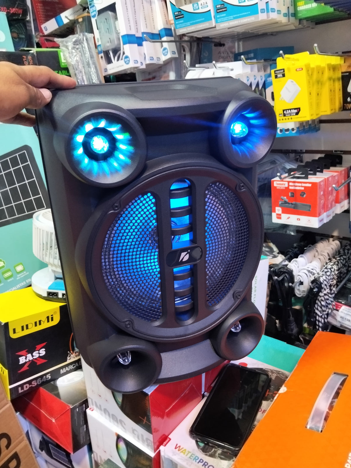 Parlante Bluetooth 8" con microfono Cod:3081 driver:02
